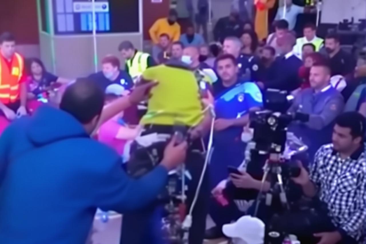 某知名主播直播间突发意外，数百万观众目睹全程